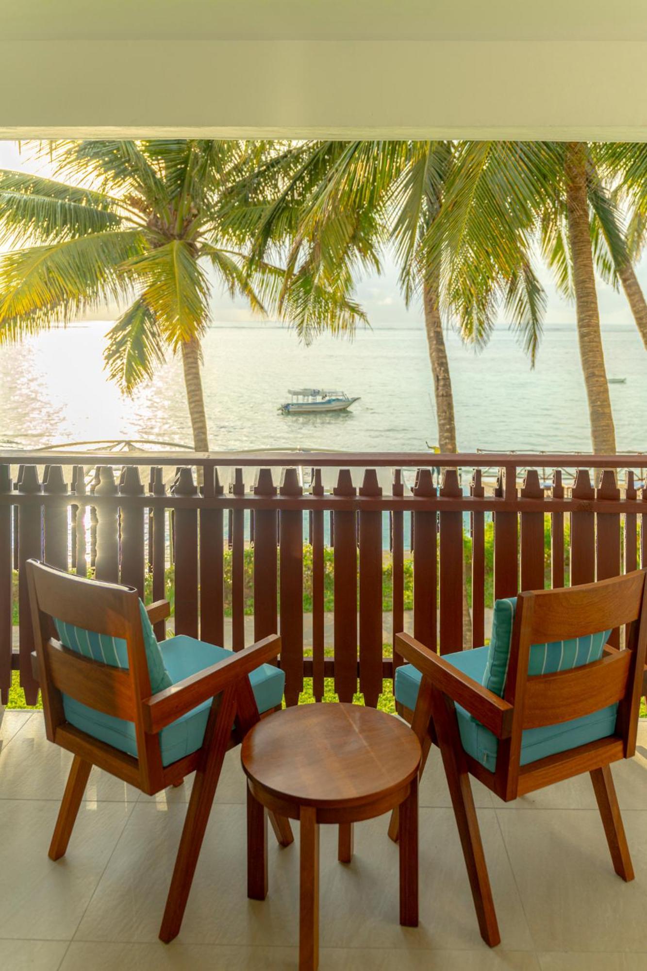 Voyager Beach Resort Mombasa Exterior photo