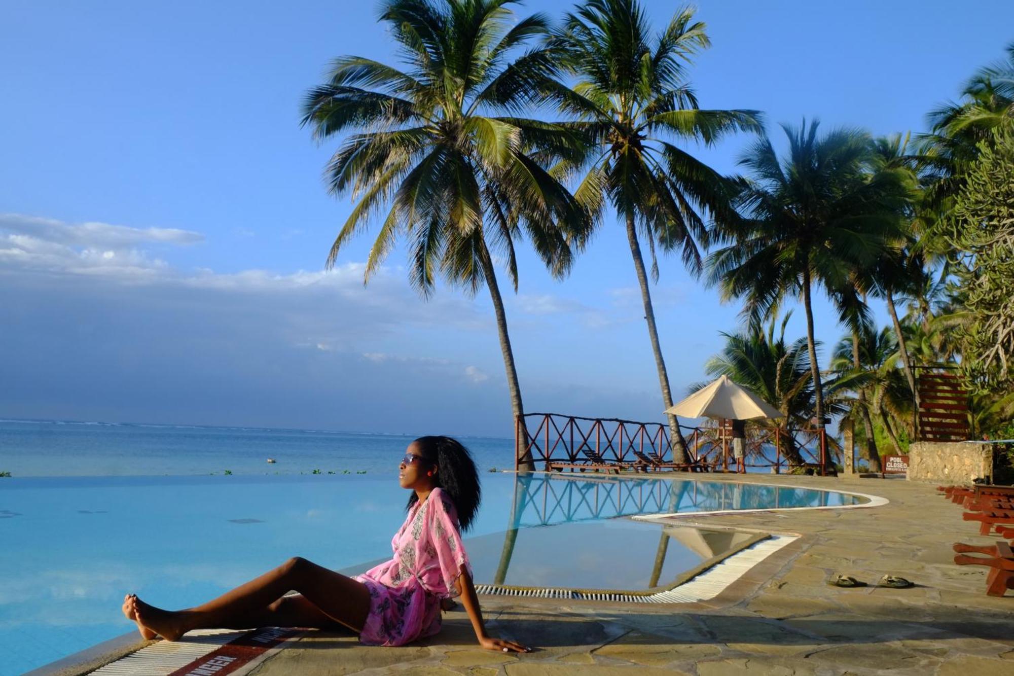Voyager Beach Resort Mombasa Exterior photo